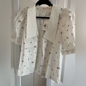 Women Levi’s blouse